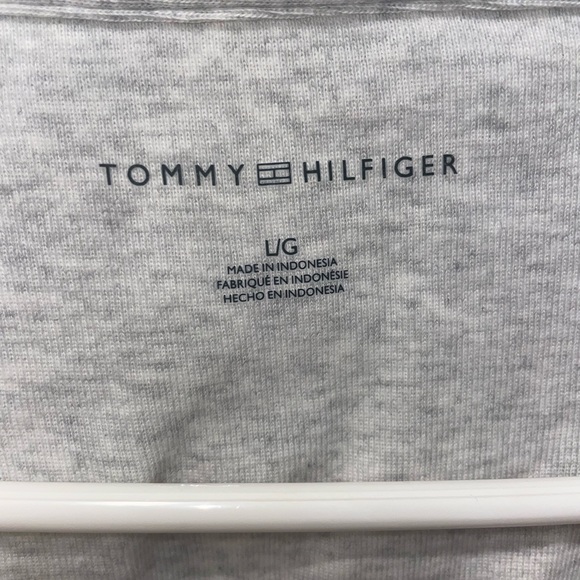 Women’s Tommy Hilfiger Shirt - Picture 3 of 3